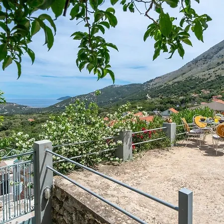 Сasa de vacaciones Célestine Loukata (Kefalonia)