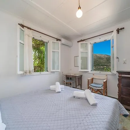 Сasa de vacaciones Célestine Loukata (Kefalonia)