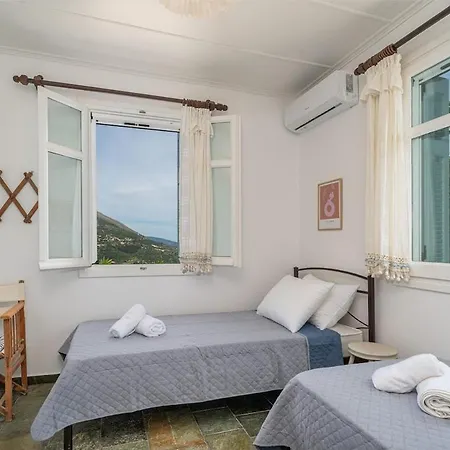 Célestine Сasa de vacaciones Loukata (Kefalonia)